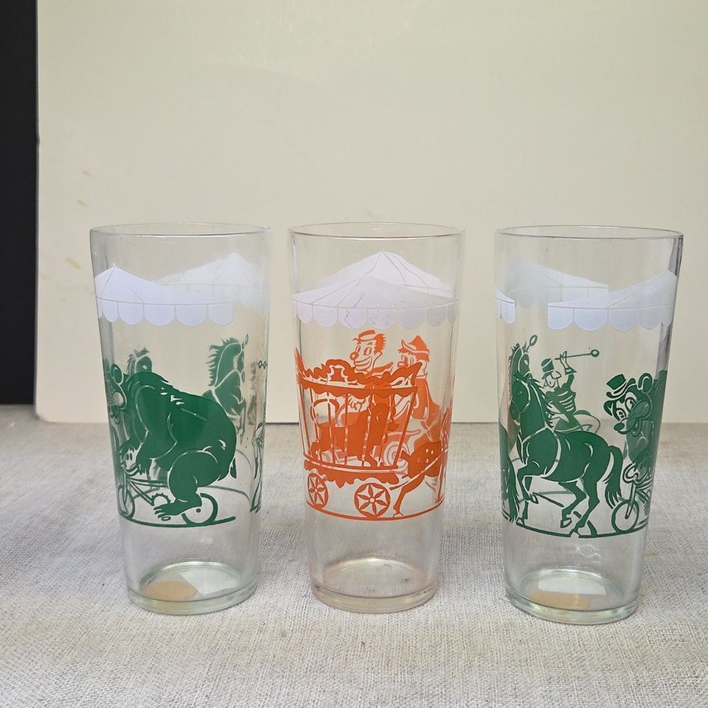 3 CIRCUS PERFORMERS BEAR HORSES SWANKY SWIG 16 OZ GLASS TUMBLER JELLY CANOPY